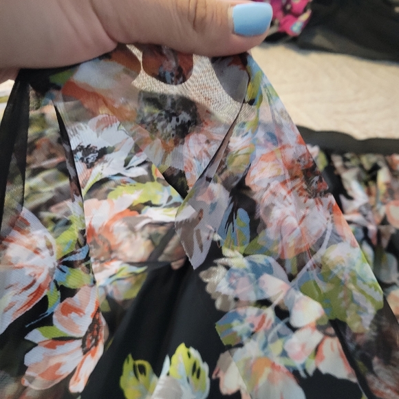 NWOT Torrid Size 4 Floral Tulle Skirt - Picture 6 of 7